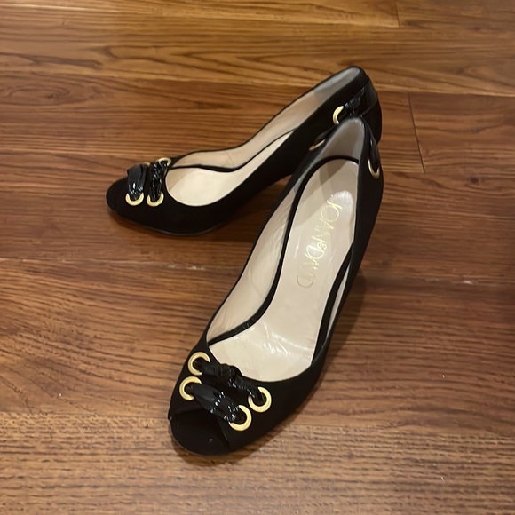 Joan & David Black Suede Heels Size 6 - Picture 3 of 5